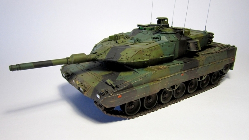 82404     HB.    Танк STRV.122 (Шведская армия).
