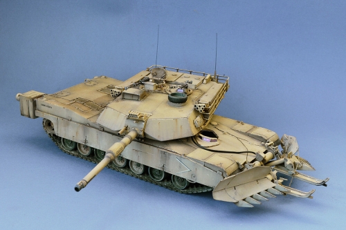 00335     Т.     Американский основной боевой танк M1A1 