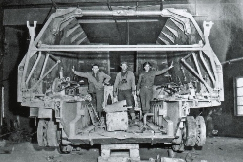 01540     Tр.     Немецкая Geschutzwagen Tiger Grille21/210mm Mortar 18/1 L/31.