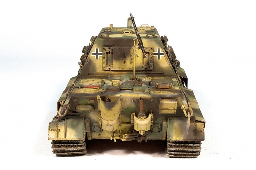 6285     Д.    Немецкое самоходное орудие SD.KFZ.186 "ЯГДТИГР" (Хеншель).