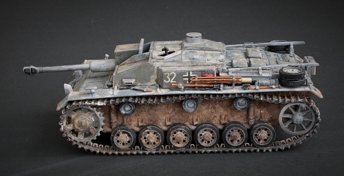 6033    Д.    Немецкая самоходка STUG III AUSF.F, SD.KFZ.142/1