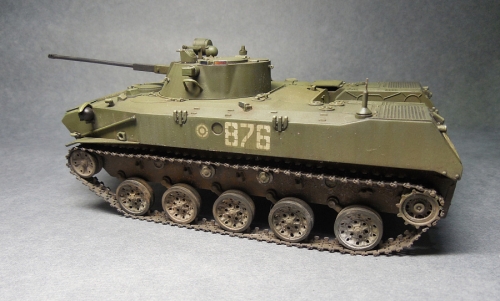 35186     В.    Советская авиадесантная машина БМД-2.