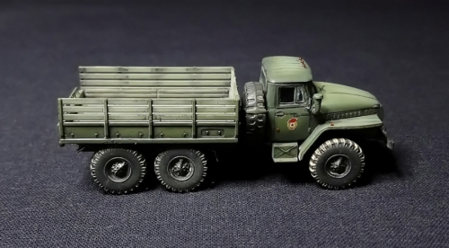 7417   З.   Советский армейский грузовик "Урал" 4320