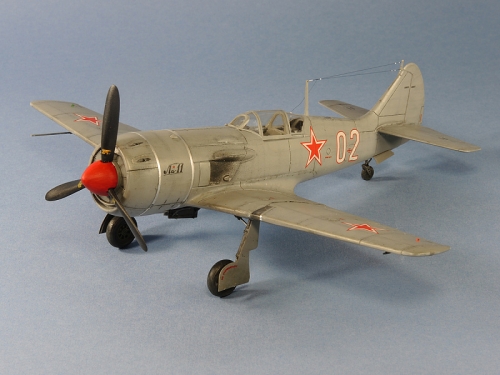 81760       HB.     Советский истребитель Ла-11.