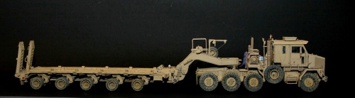 85502    HB.   Американский седельный тягач M1070 и полуприцеп M1000.