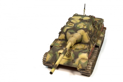 6285     Д.    Немецкое самоходное орудие SD.KFZ.186 "ЯГДТИГР" (Хеншель).