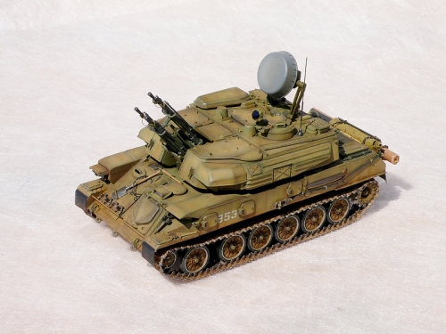 3521    Д.    Советская зенитная установка ЗСУ-23-4В1 (ШИЛКА).