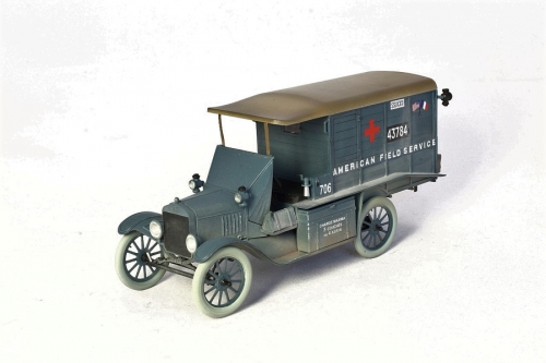 35665     ИС.   Американский автомобиль санитарной службы времен I МВ.Модель T 1917 г. санитарная (раннего выпуска).