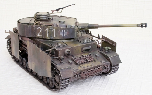 3564      З.      Немецкий средний танк Т-IV(H).