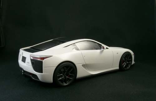 24319      T.     Японский автомобиль суперкар "Lexus" Lfa.