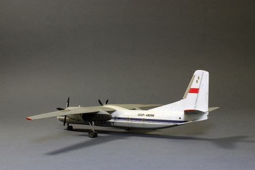 14468  В.   Советский транспортный самолет Ан-24Т/РТ