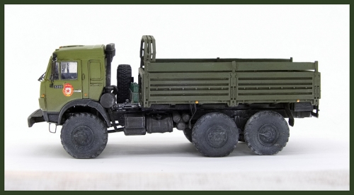 72407      AR.     Российский трехосный грузовик "КАМАЗ-5350".