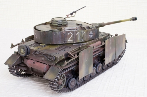 3564      З.      Немецкий средний танк Т-IV(H).