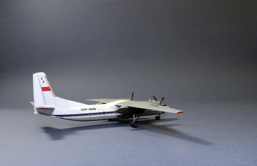 14468  В.   Советский транспортный самолет Ан-24Т/РТ