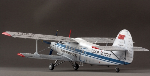 81705    HB.    Советский самолет АН-2/АН-2СХ.(с внутренней деталировкой).