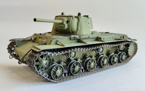 35086   В.   Советский тяжелый танк КВ-1 обр. 1942 г. поздняя версия