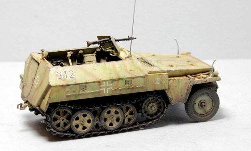 6100     Д.   Немецкий бронетранспортер Sd.Kfz. 250/1 Ausf. B.