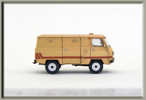 BM7206     ВМ.    Советский микроавтобус UAZ-3741.