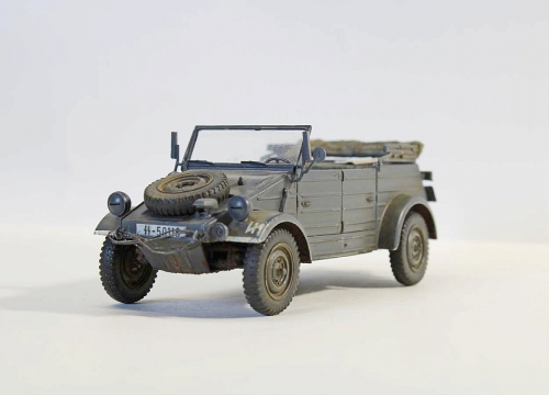 35213    Т.    Немецкий военный автомобиль "Кюбельваген" с фигурой водителя, 1938г.