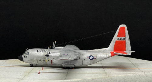 1437   Am.  Американский транспортный самолет  C-130A "Hercules"