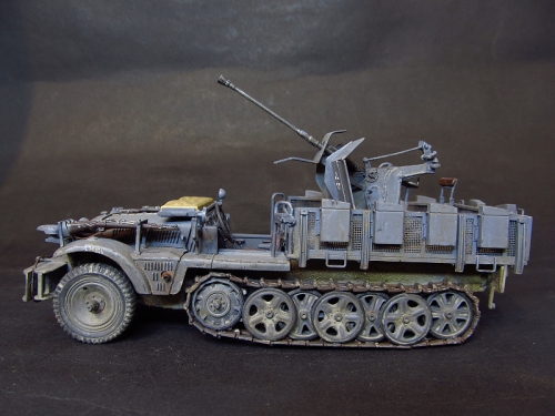 6395    I.    Немецкая зенитная установка Sd.Kfz. 10/4 with FlaK 30