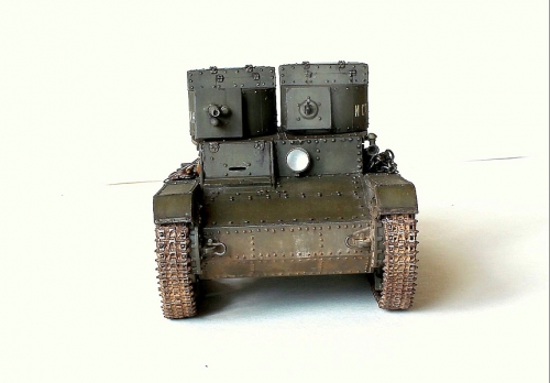 3542     З.     Советский танк   Т-26  обр. 1932 г. (двухбашенный)
