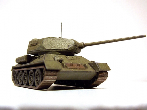 6160   З.   Советский средний танк Т-34/85