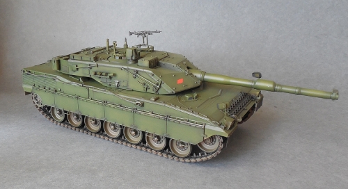 00332    Тр.    Итальянский основной боевой танк  C1 «Ариете» MBT.