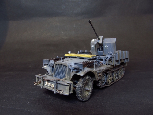 6395    I.    Немецкая зенитная установка Sd.Kfz. 10/4 with FlaK 30