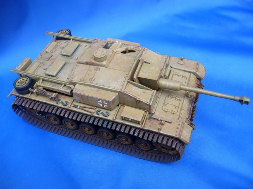 9013    Д.    Немецкая САУ StuG III Ausf. F/8 Sd.Kfz. 142/1.