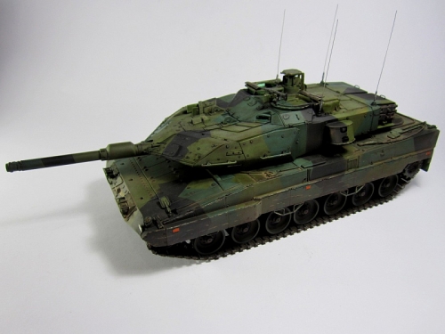 82404     HB.    Танк STRV.122 (Шведская армия).