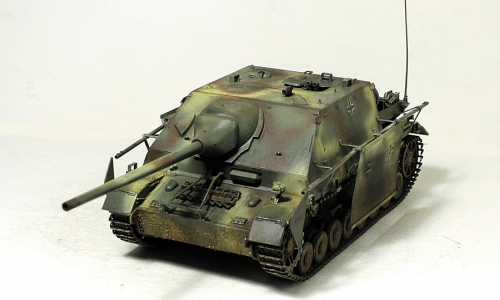 6082    Д.     Немецкая самоходная артиллерийская установка  Jagdpanzer IV/70(A) Zwischen Losung Sd.Kfz. 162/1