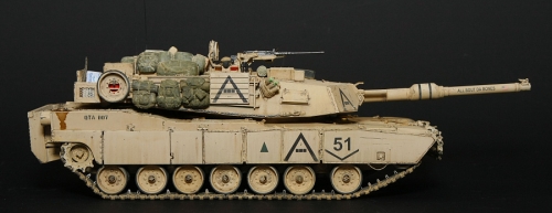 3535    Д.   Американский основной танк "АБРАМС" M1A1 AIM