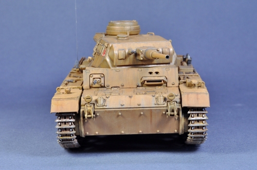 9032     Д.     Немецкий танк PzKpfw. III  Ausf. G. Африканский корпус.