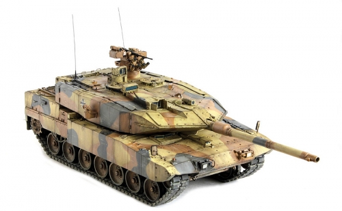 TS-042    Me.    Немецкий основной боевой танк Leopard 2 A7+