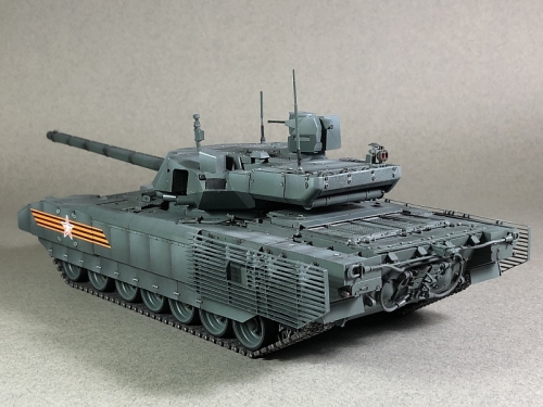 3670   З.    Российский основной боевой танк "Т-14 Армата"
