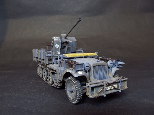 6395    I.    Немецкая зенитная установка Sd.Kfz. 10/4 with FlaK 30