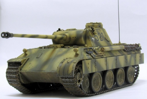 35361      IC.    Немецкий танк 2 МВ Pz.Kpfw. V Panther Ausf.D.