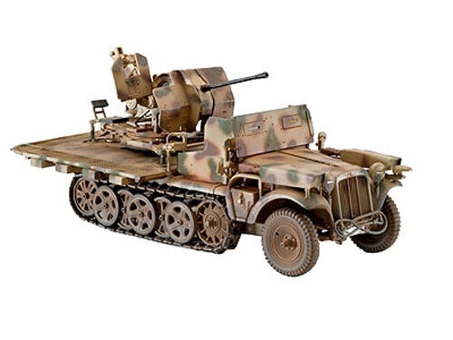 03061   RE.   Немецкая зенитная установка Sd.Kfz. 10/5 & 2cm Flak 38.