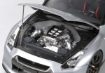 24300     T.    Японский автомобиль спорткар "Nissan" GT-R.