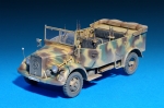 35139  MI.   Немецкий автомобиль Kfz.70 MB L1500A 4x4 с экипажем" (6 фигур)