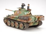 35176   T.    Немецкий танк Panther Type G (поздняя версия) с 2-мя фигурами танкистов.