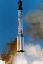 417    Ст.    Российский ракетно-космический комплекс Протон-К Заря.