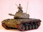 35055   Т.    Американский танк М41 Walker Bulldog и 3 фигуры.