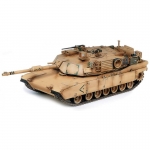13202      АК.     Американский основной боевой танк  М1А1 "АБРАМС" в Ираке.