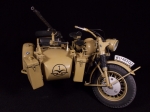 7403     I.    Немецкий военный мотоцикл с коляской  BMW R75.