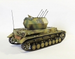 35233    T.    Немецкая зенитная установка Flakpanzer IV "Wirbelwind"и 4 фигуры.