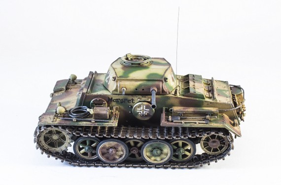 35007   A.   Немецкий легкий танк Т-II J